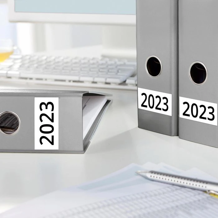 Zweckform Jahreszahlen 43-223, 2023, 60 X 24mm, Selbstklebend, 100 Etiketten 4 Zweckform Jahreszahlen 43-223, 2023, 60 X 24mm, Selbstklebend, 100 Etiketten – Bild 2